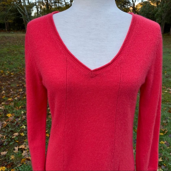 SAFFRON SWEATER V-NECK LONG SLEEVE CASHMERE ORANGE RED POCKETS SIZE M - Picture 2 of 8
